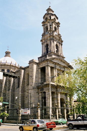 Fachada del templo en perspectiva, 2005.
