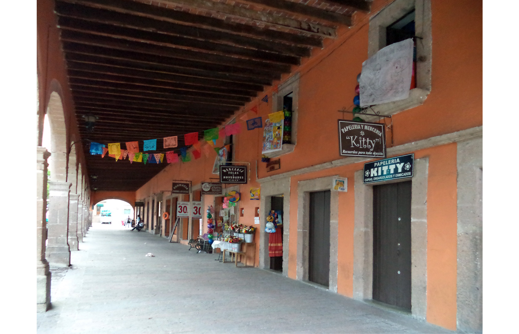 Interior del portal, 2016.