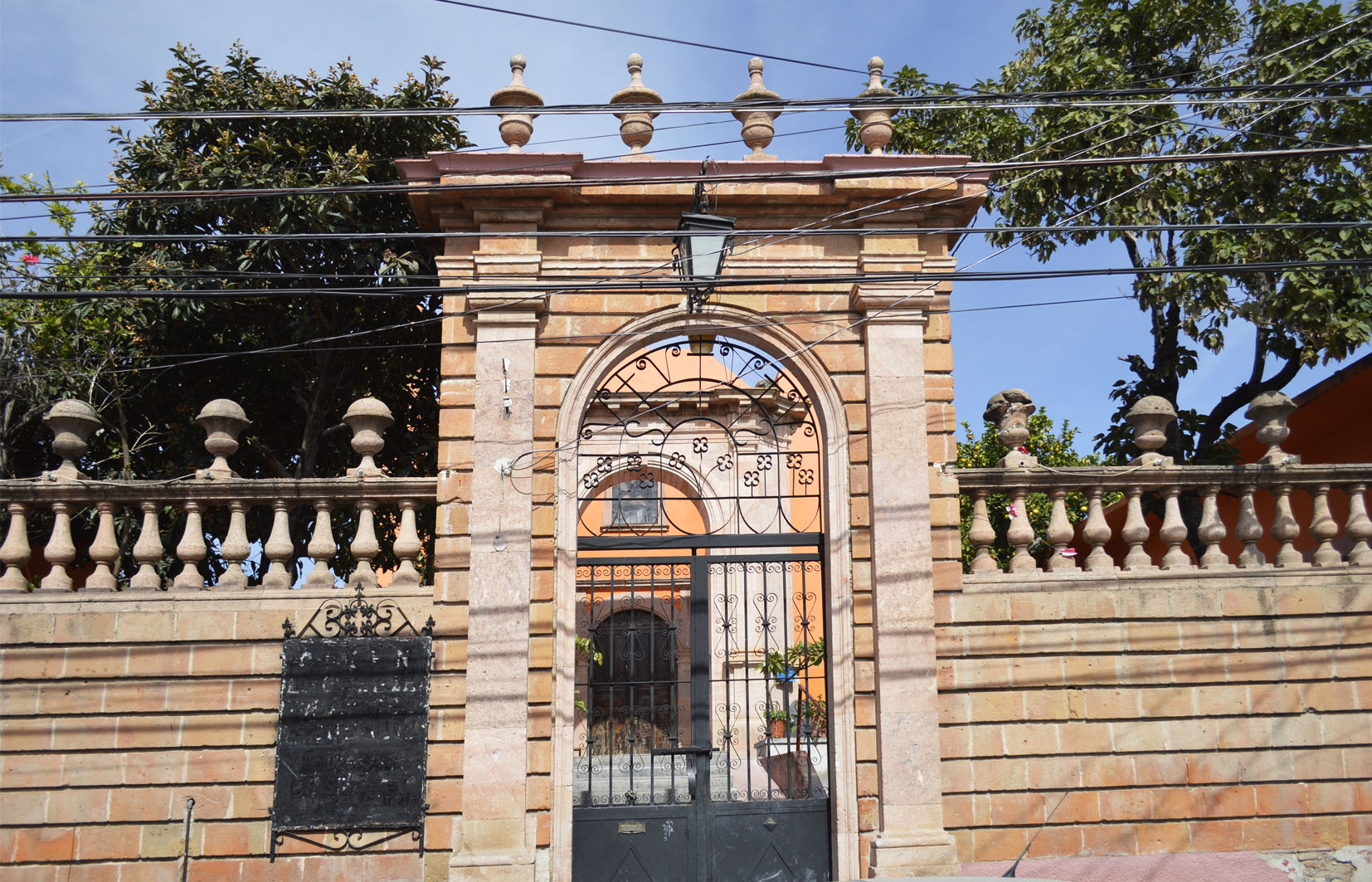 Portada de barda atrial, 2015.