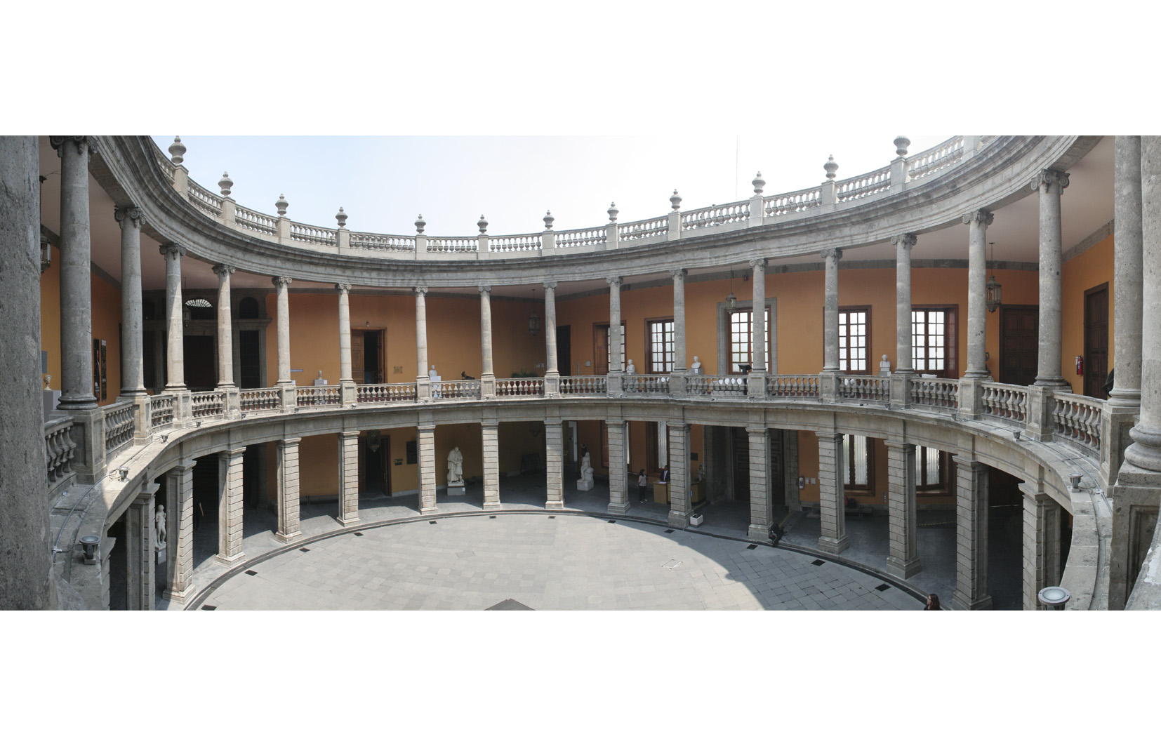 Imagen del Patio Oval, 2016.