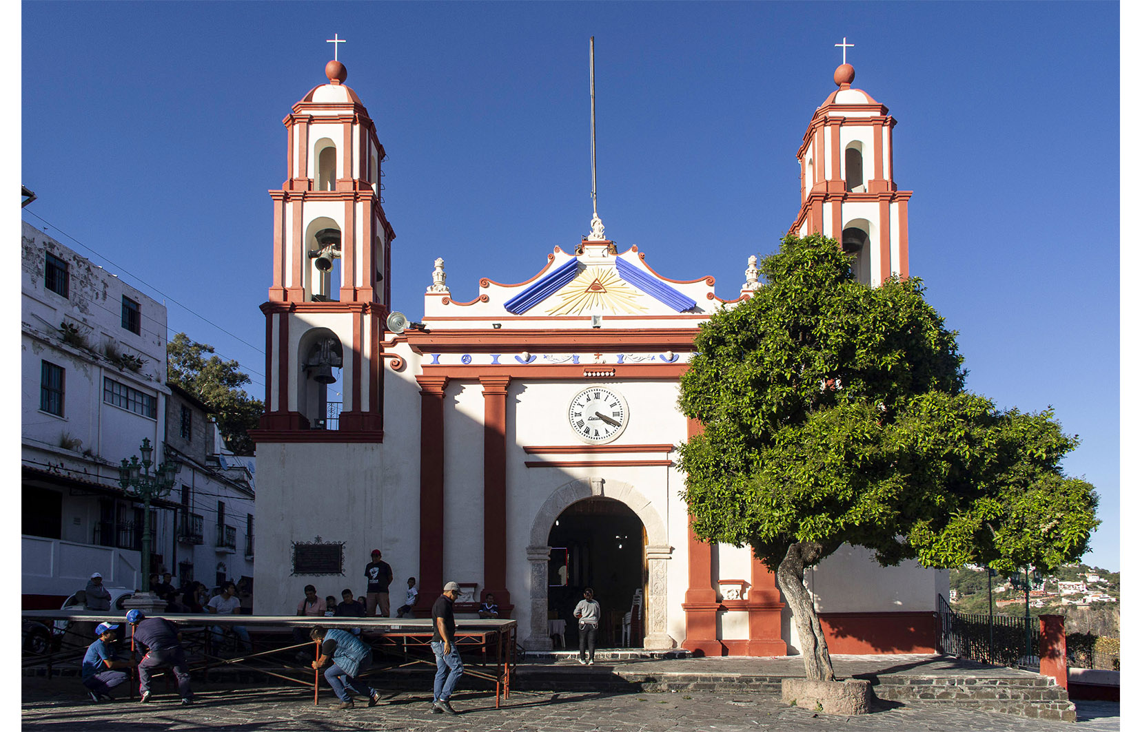 Fachada Frontal, 2019.