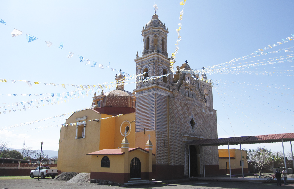 Foto de fachada, 2016.