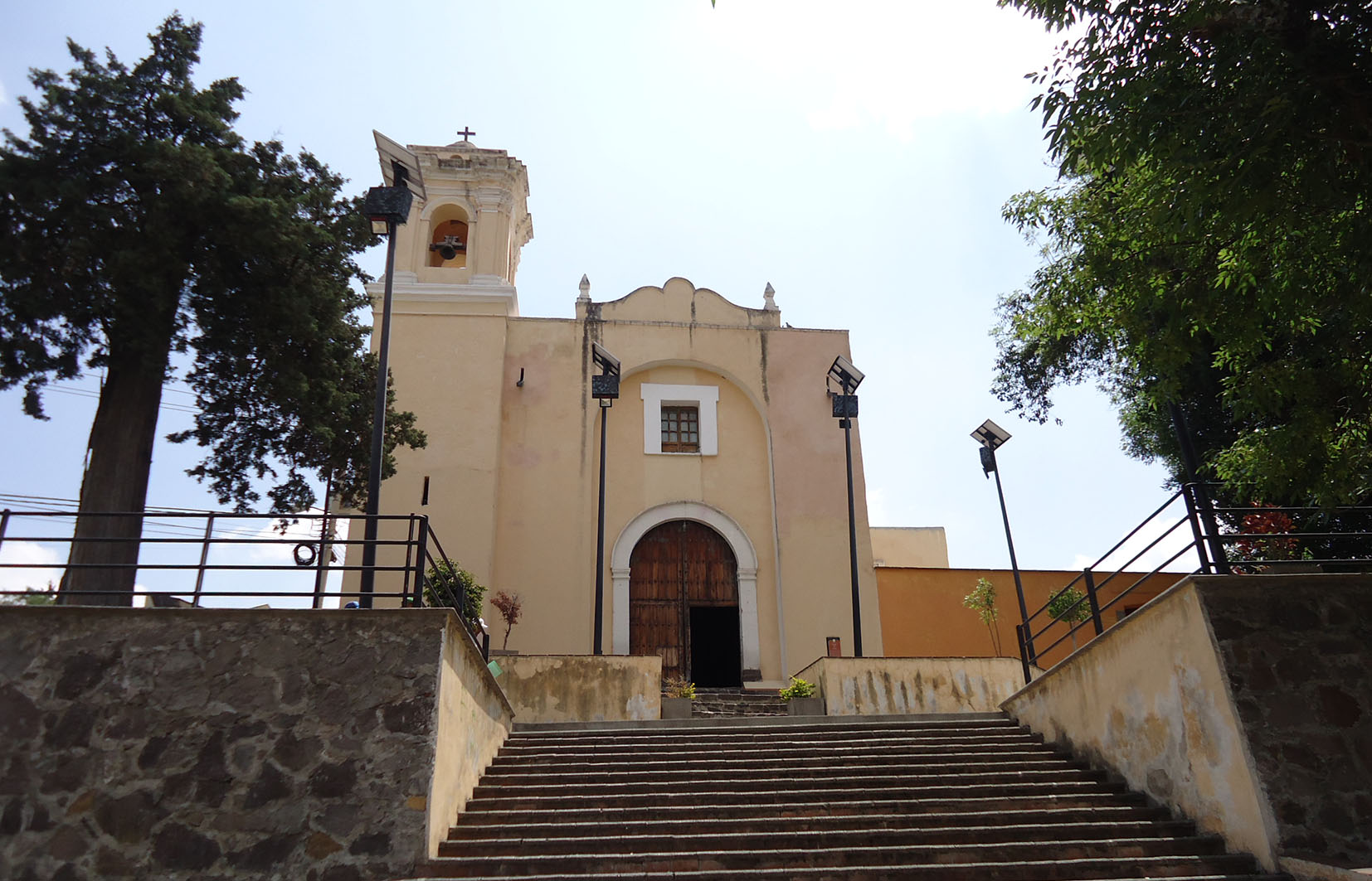 Fachada en calle Del Vecino s/n, 2018.
