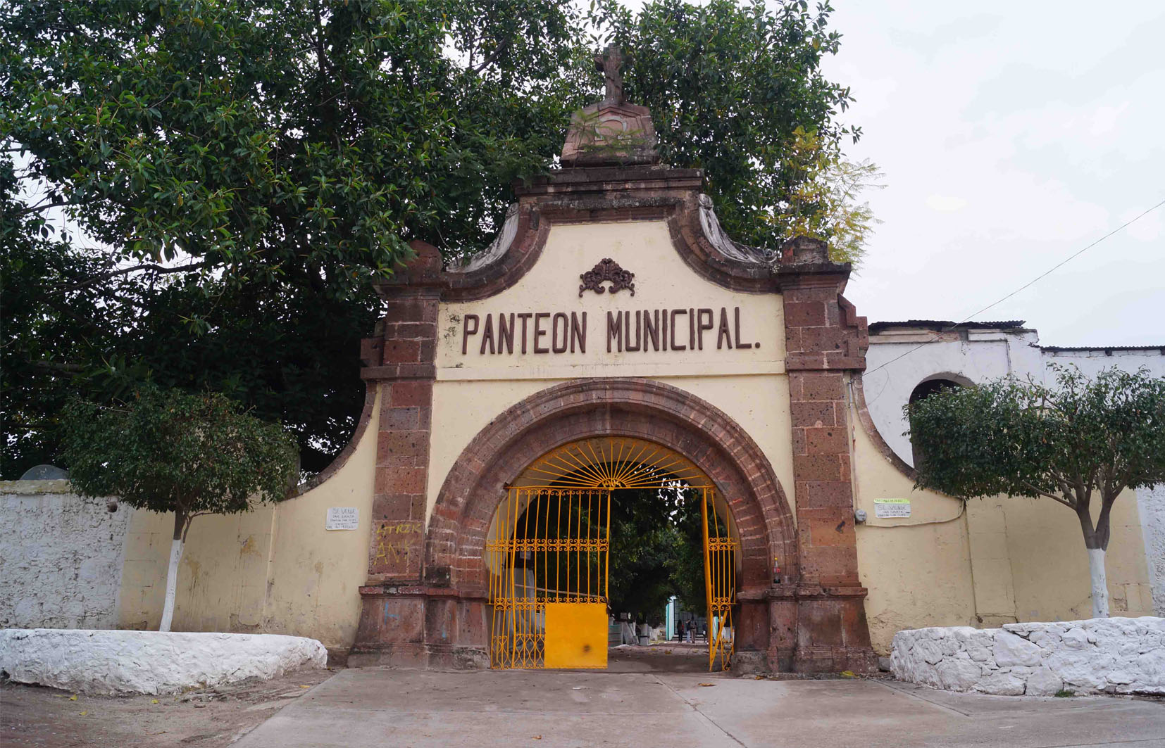 Fachada, 2016.