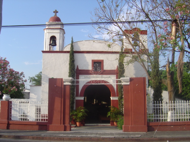 Fachada principal, 2006