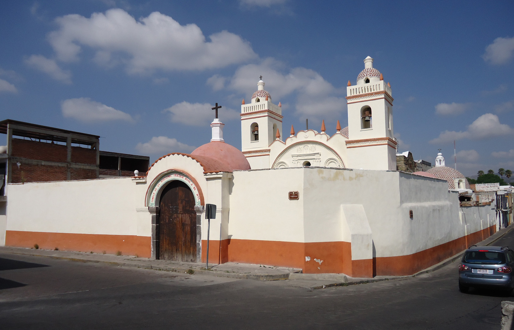 Fachada en calle Tlahuicole no. 18, esquina Zitlalpopocatl, 2018.