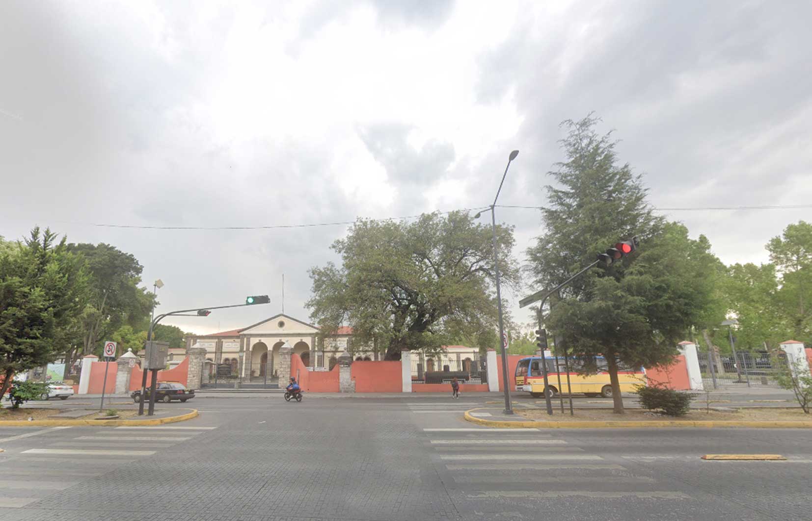 Fachada principal. Fuente: Google Maps, 2024.