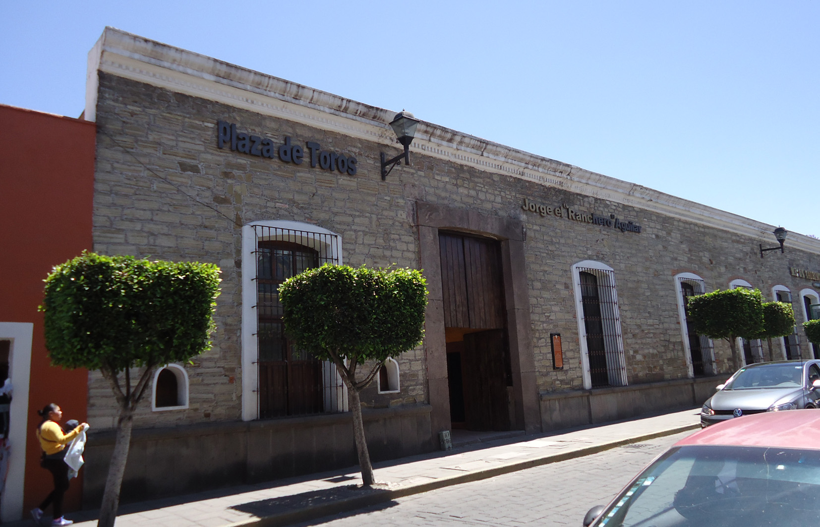 Fachada en Avenida Independencia no. 10, 2018.