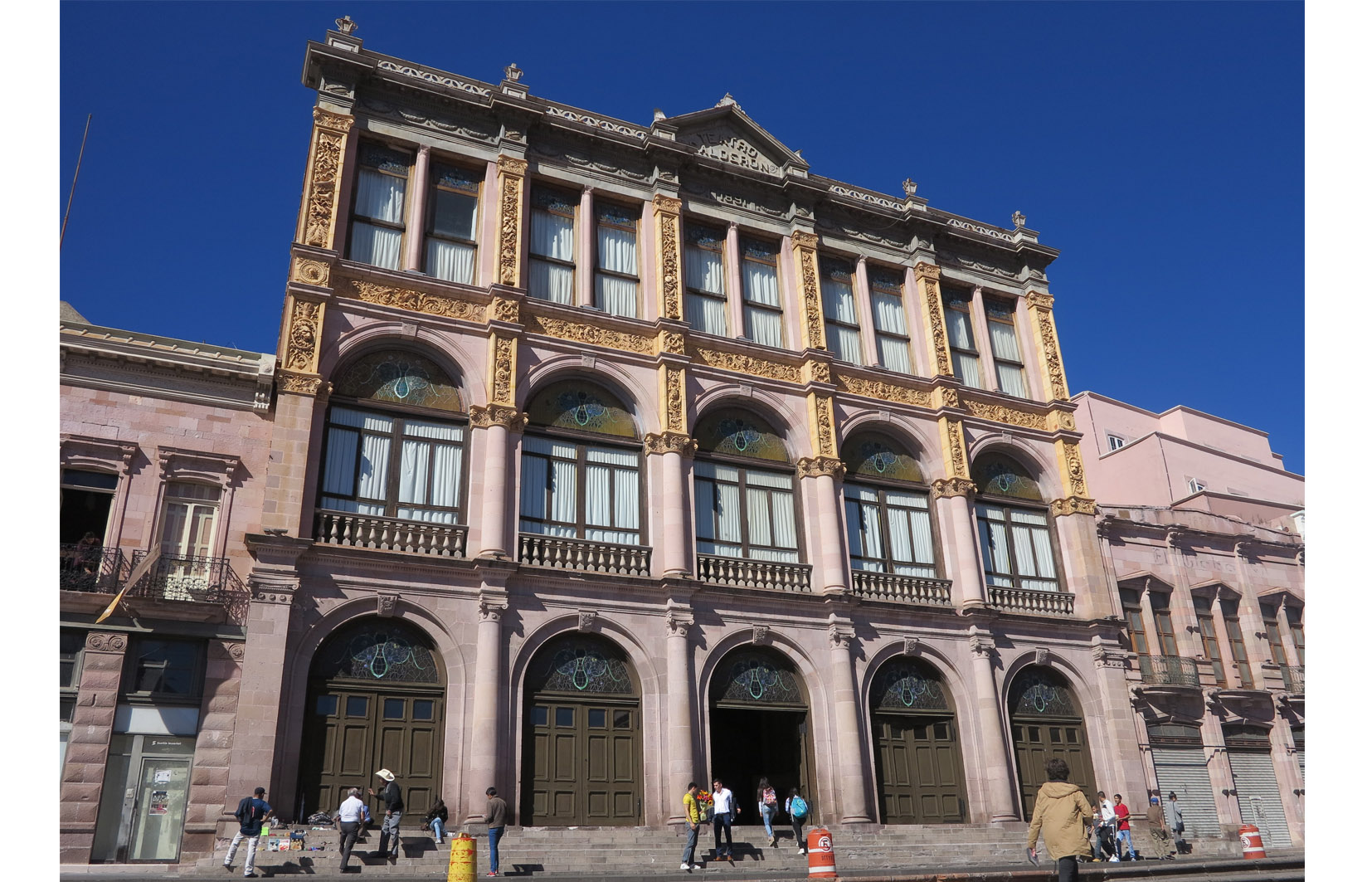 Fachada, 2016.