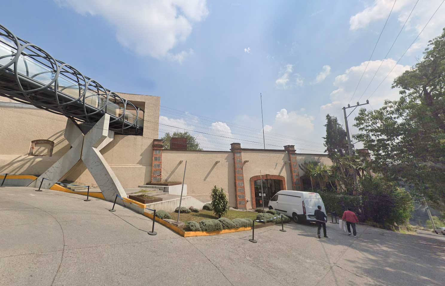 Acceso principal. Fuente: Google Maps, 2022.