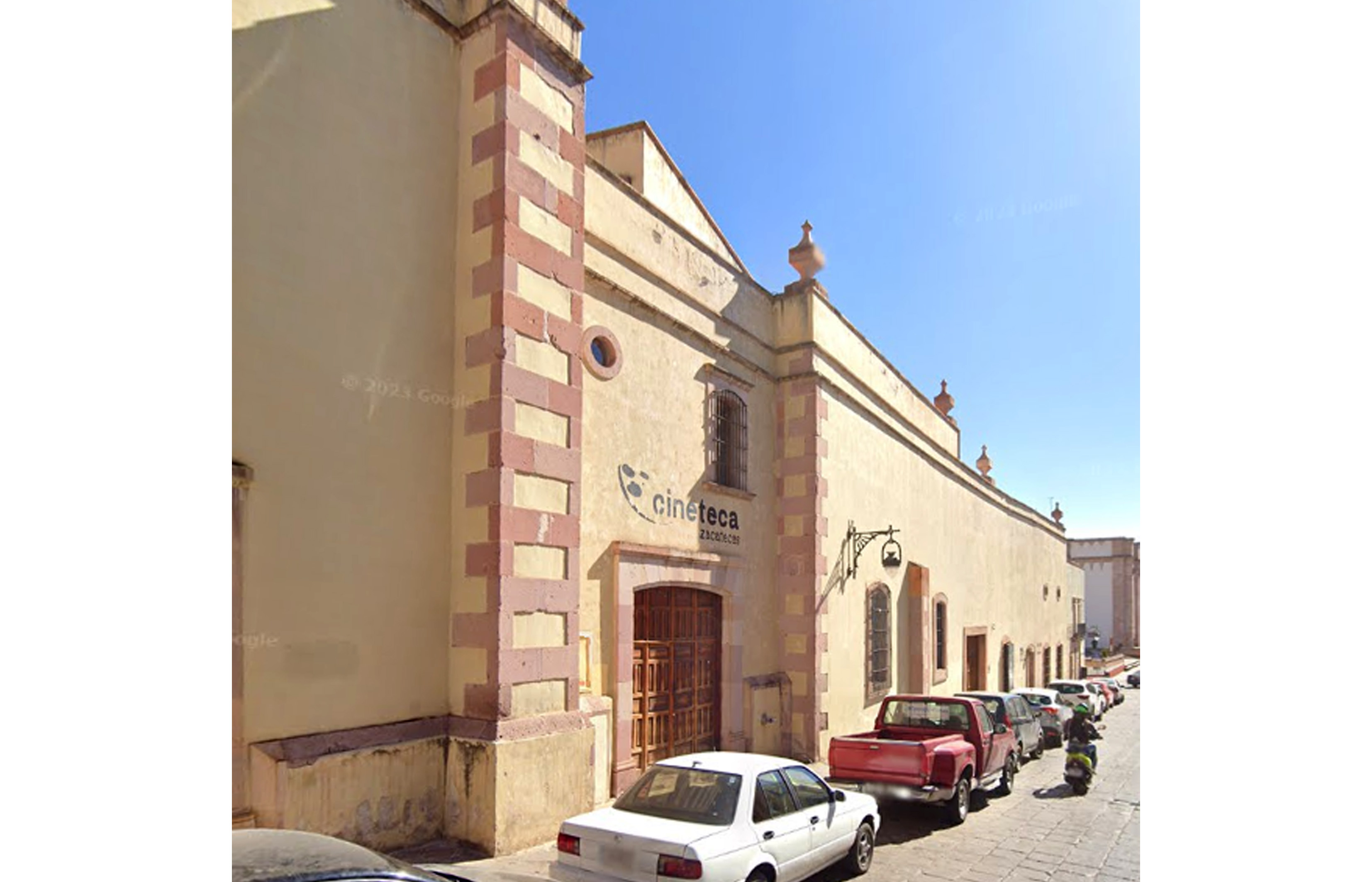 Fachada, 2020.