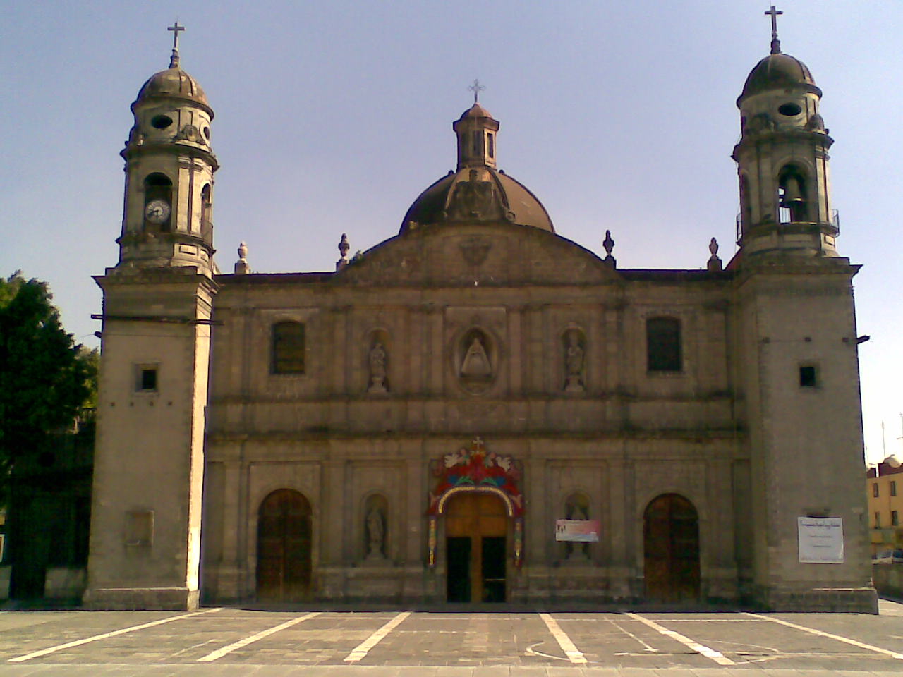 Fachada principal, 2014