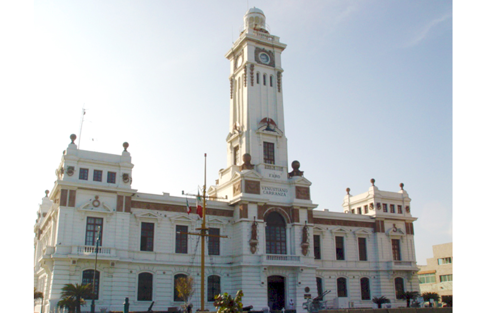 Fachada principal, 2015.