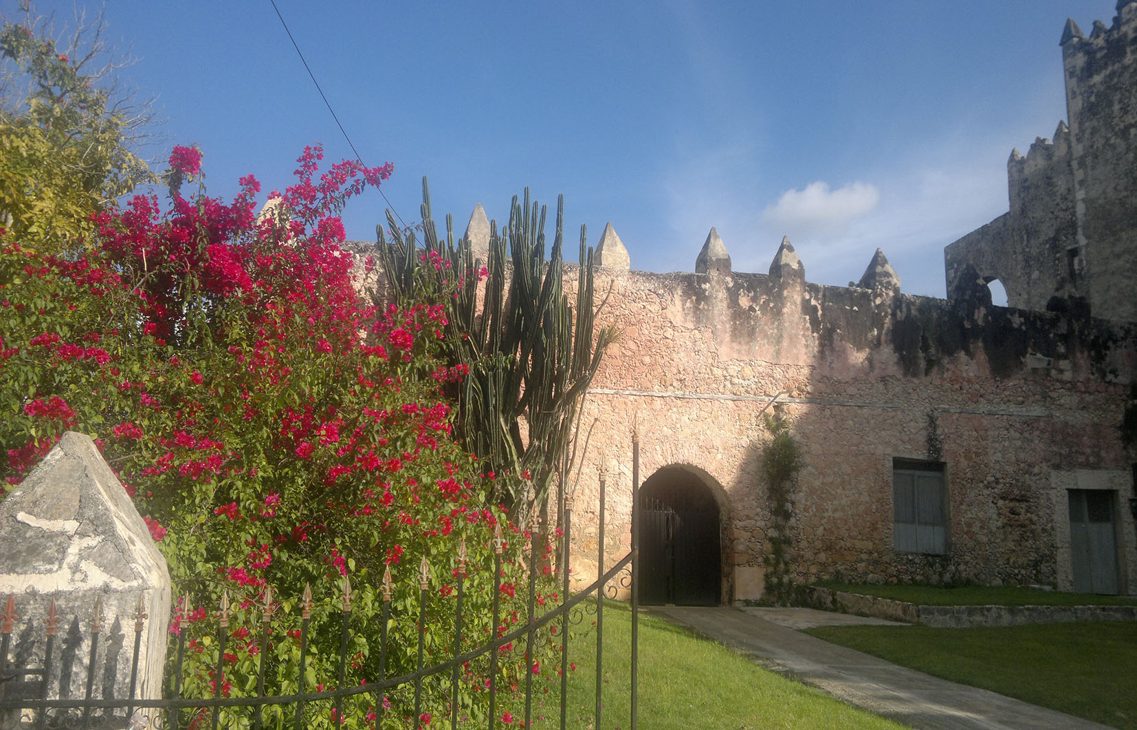 Fachada principal, 2015.