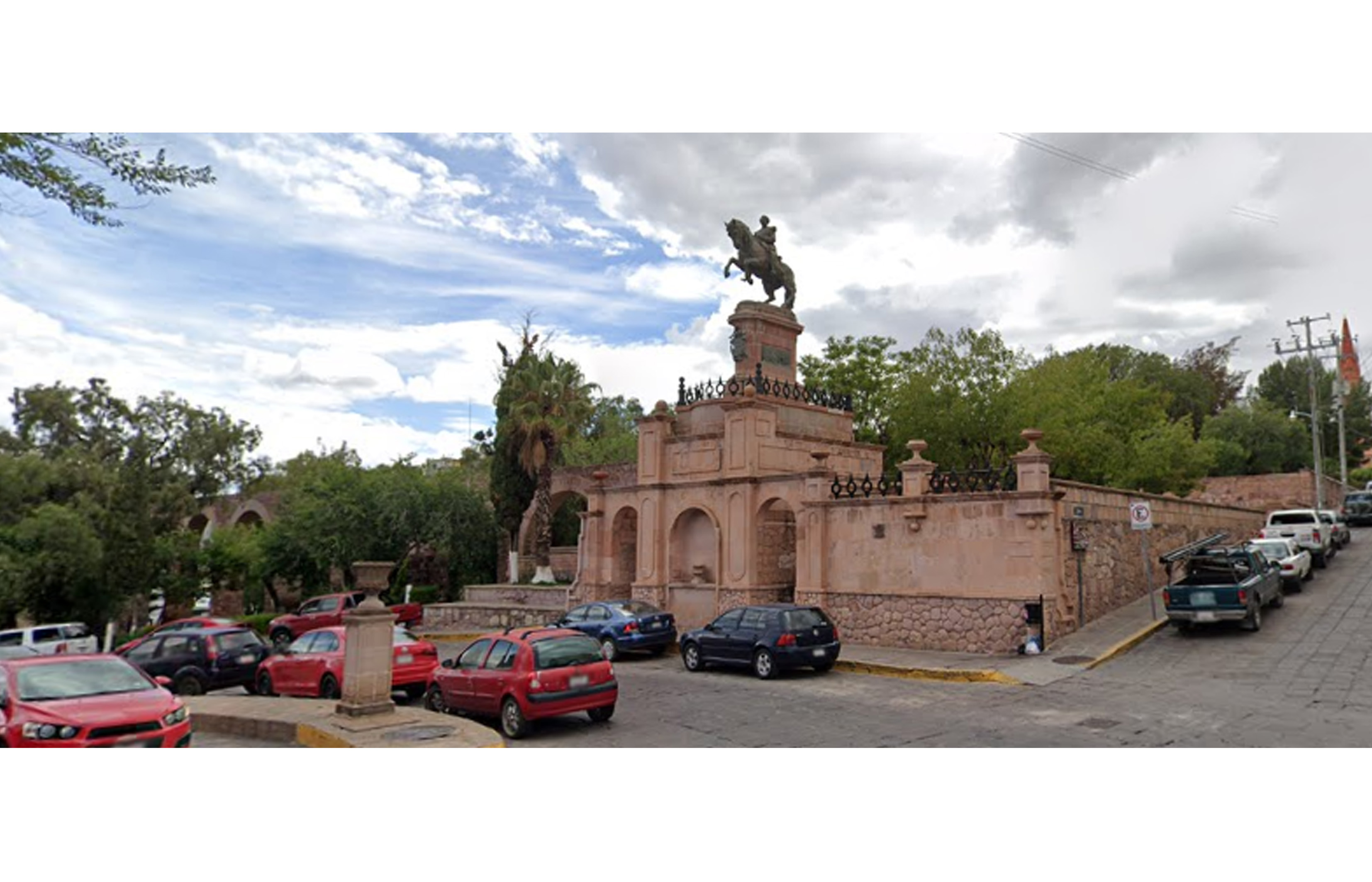 Vista nororiente del parque, 2022. Fuente: Google Maps.