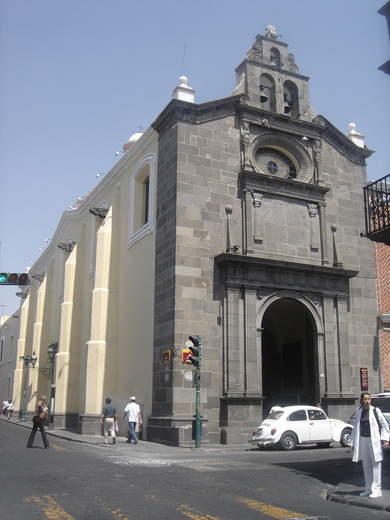 Fachada principal. 2006