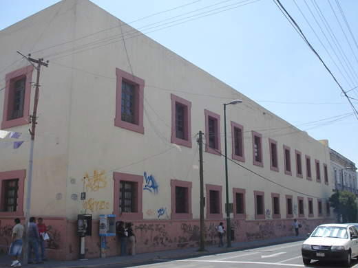 Fachada principal. 1998