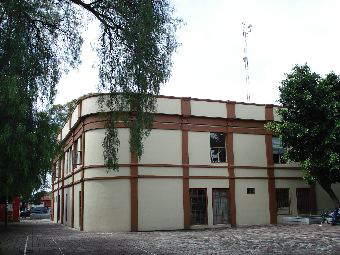 Fachada principal. 1999