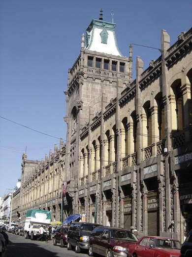 Fachada principal. 2006